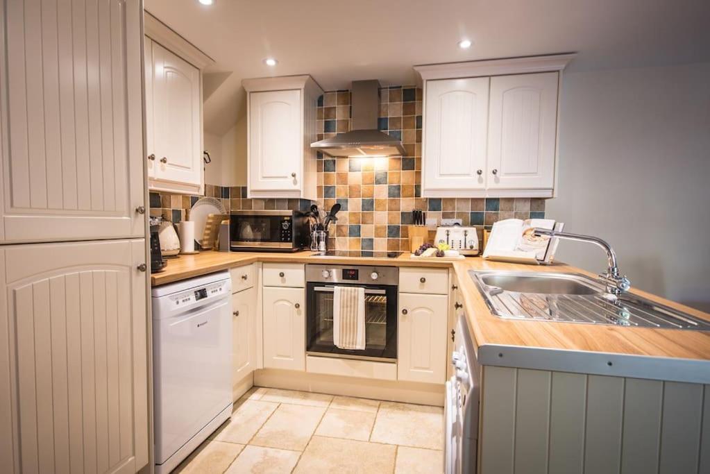 Duck Cottage Milldale Alstonefield Peak District 앨스톤필드 외부 사진